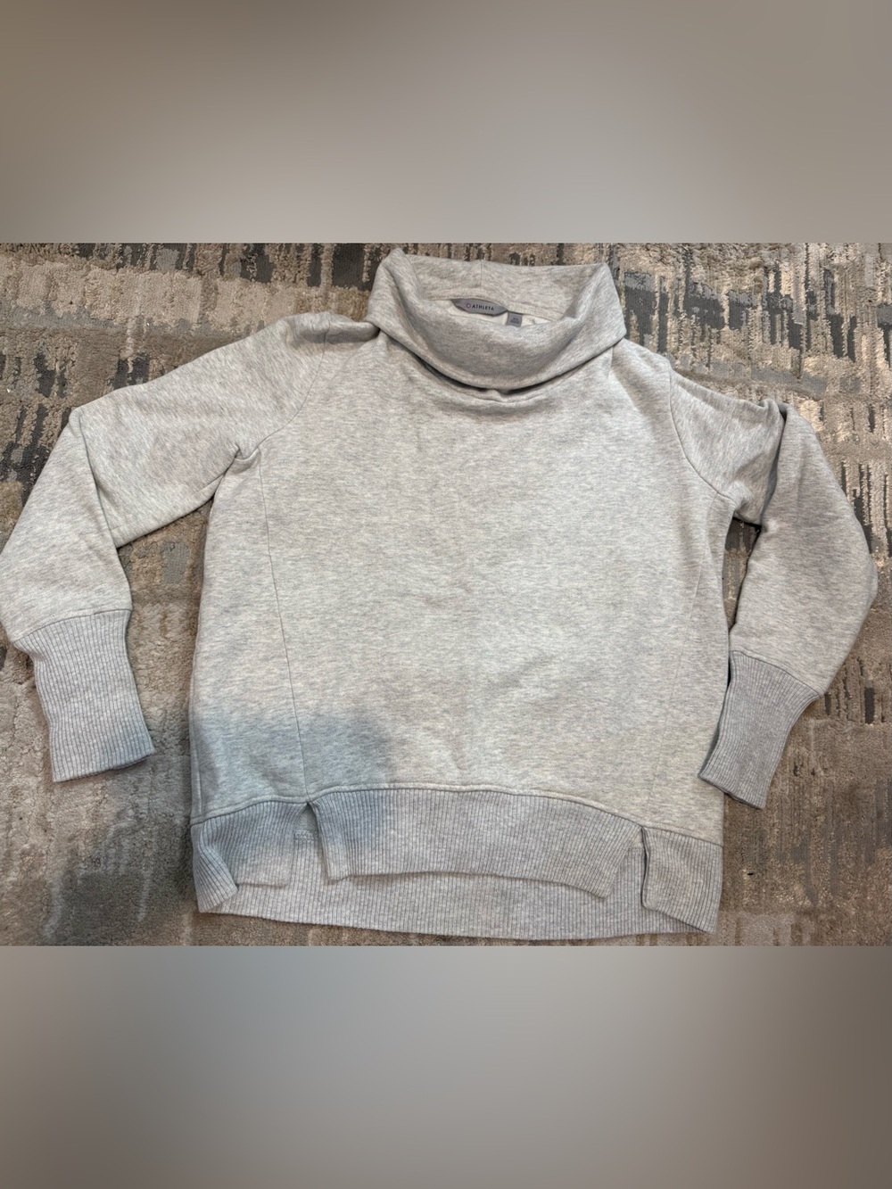 Athleta Men's Light Gray Turtleneck Funnel Sweater